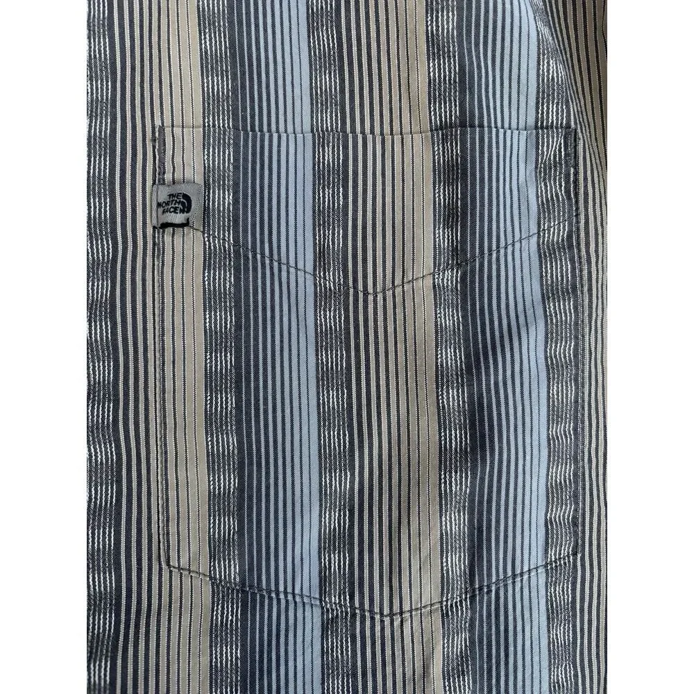 The North Face Men's XL Blue Tan Striped‎ Active Outdoors Long Sleeve Button Up
